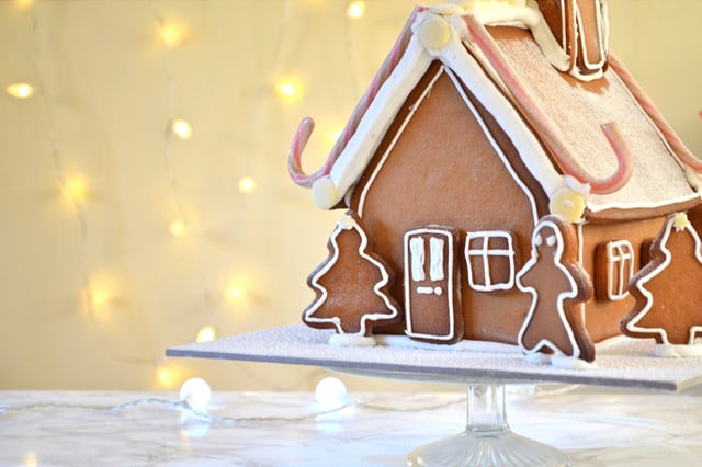 gingerbread_house_main